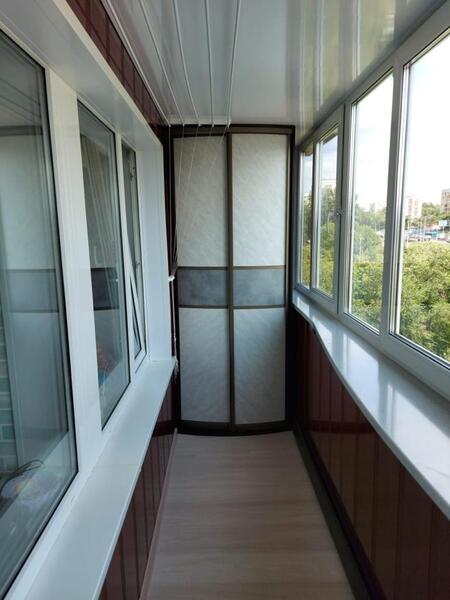 Шкаф прямой распашной двухдверный на балкон 2350/900